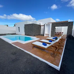 villalia-c6.in-canary-islands.com/